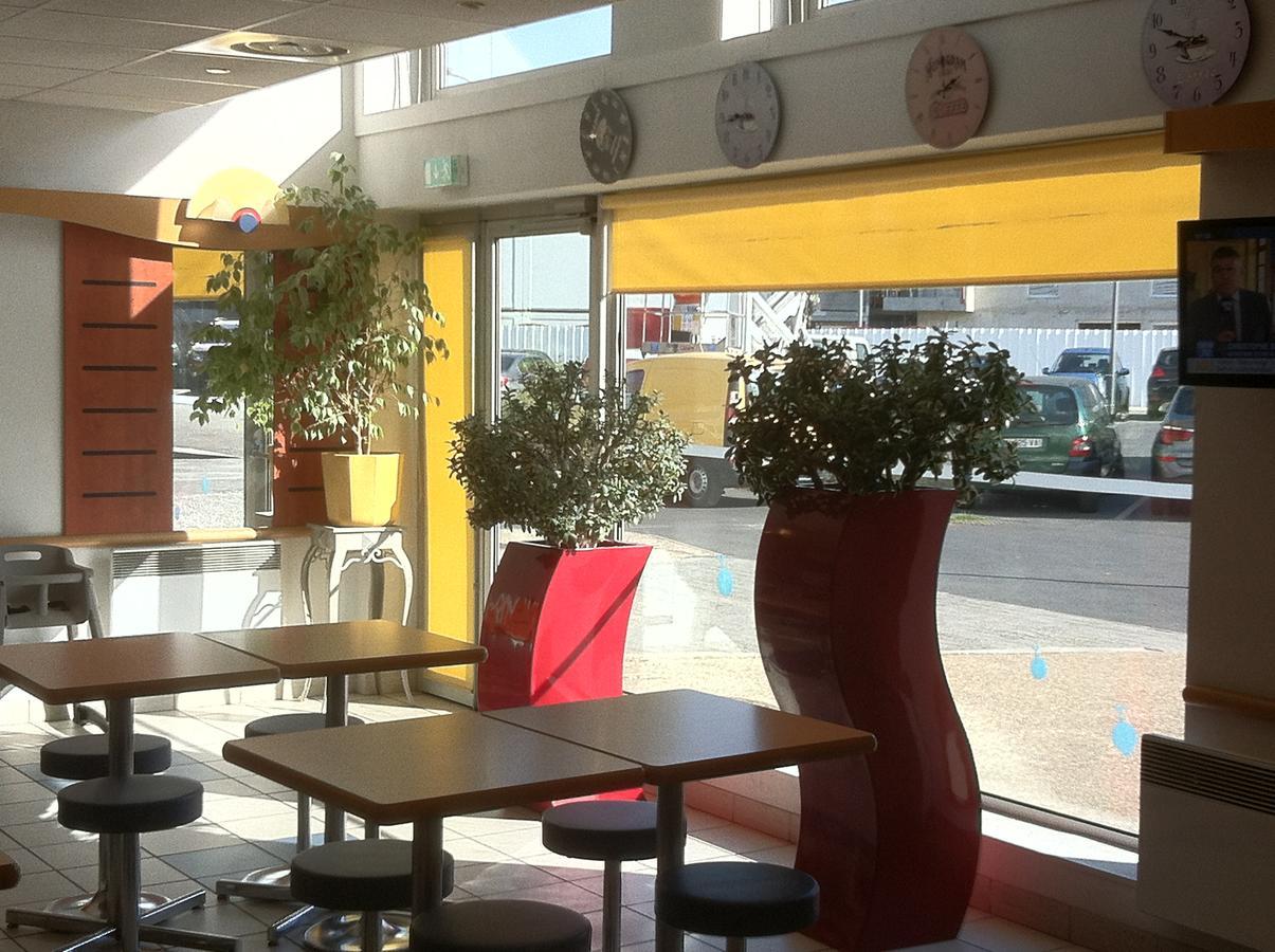 Ibis Budget Безон Екстер'єр фото