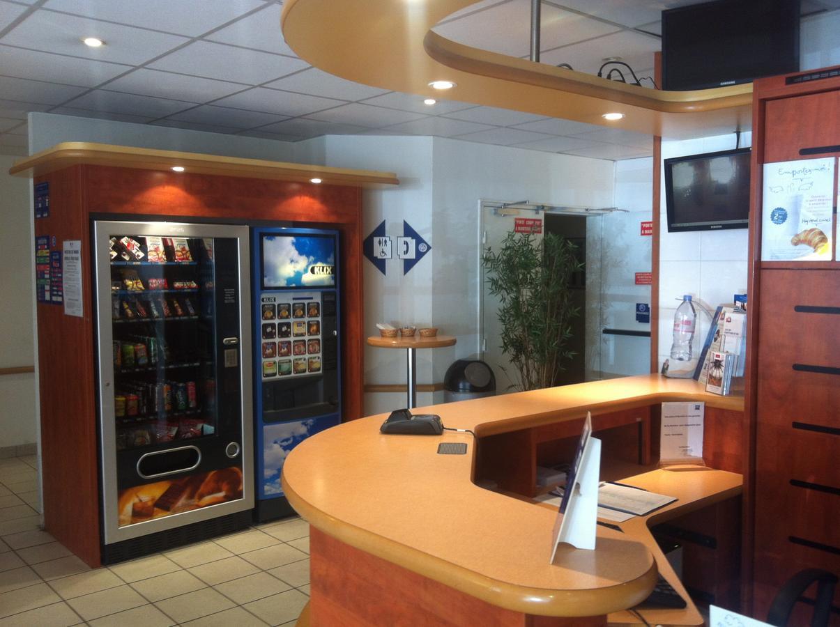 Ibis Budget Безон Екстер'єр фото