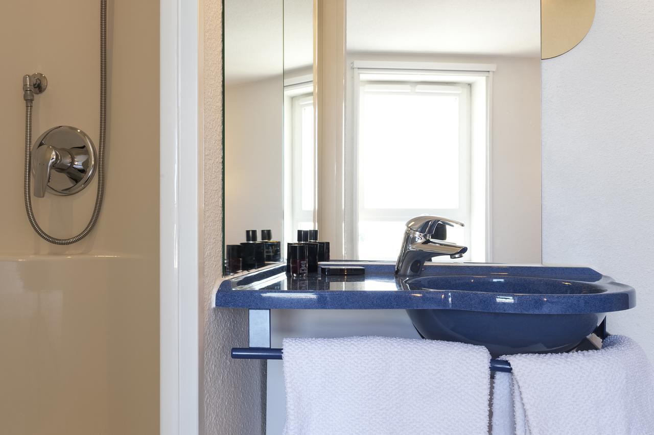 Ibis Budget Безон Екстер'єр фото