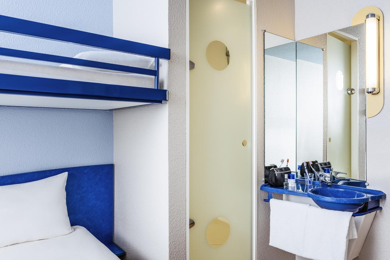 Ibis Budget Безон Екстер'єр фото