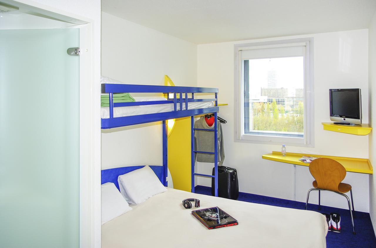 Ibis Budget Безон Екстер'єр фото
