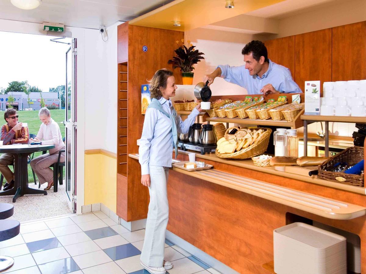 Ibis Budget Безон Екстер'єр фото