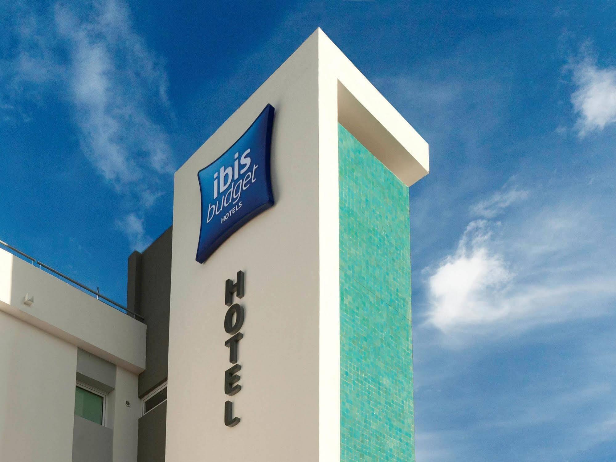 Ibis Budget Безон Екстер'єр фото